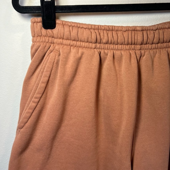 Nike Mens Sportswear Club Fleece Graphic Sweat Shorts  Mineral Clay Brown  Large - Picture 2 of 12